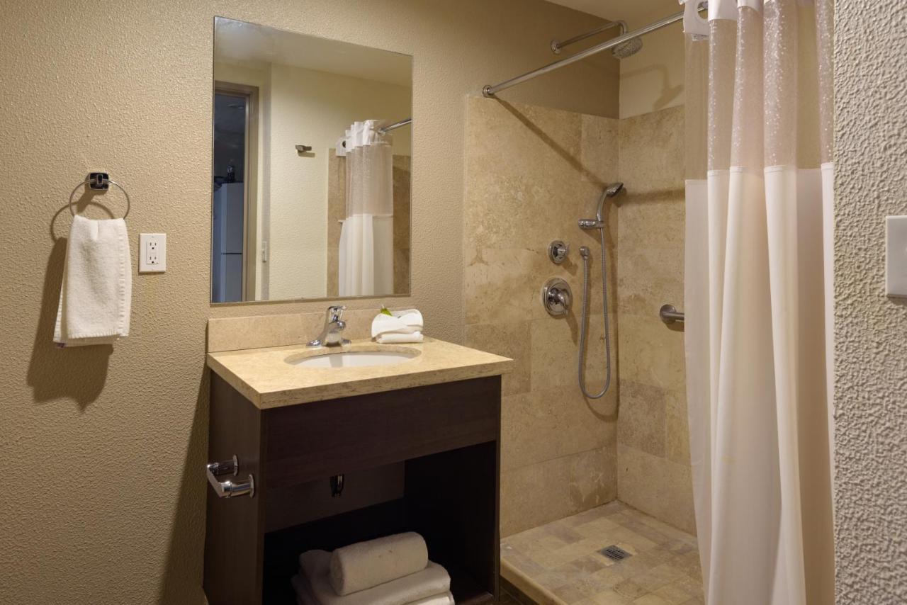 Extended Suites Queretaro Juriquilla Jurica Eksteriør billede
