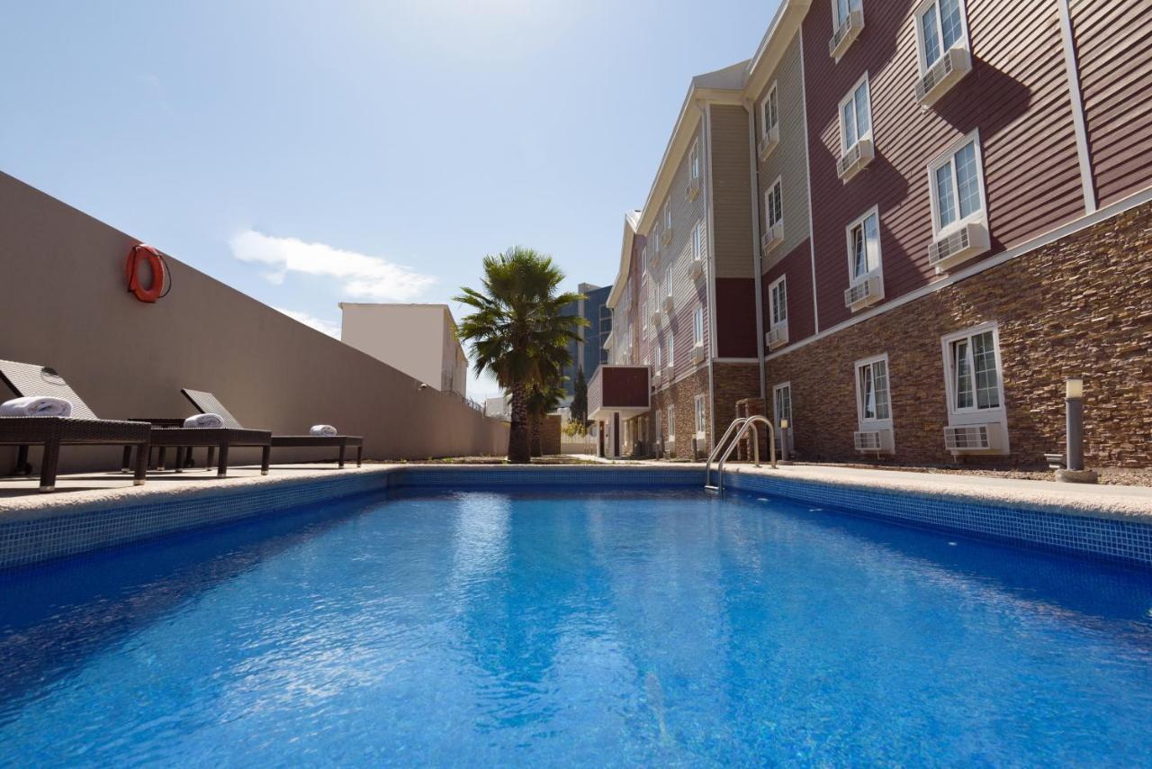 Extended Suites Queretaro Juriquilla Jurica Eksteriør billede