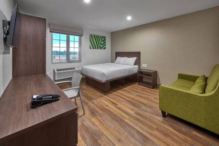 Extended Suites Queretaro Juriquilla Jurica Eksteriør billede